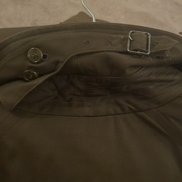 Burberry Vintage Trench Coat in Military Olive Drab Green - Picture 4 of 5